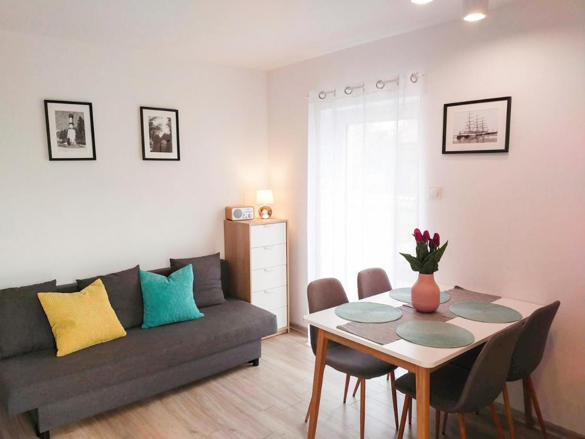 Blekit Apartamenty Przy Jastrzebiej Mieroszyno المظهر الخارجي الصورة