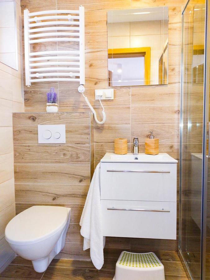 Blekit Apartamenty Przy Jastrzebiej Mieroszyno المظهر الخارجي الصورة