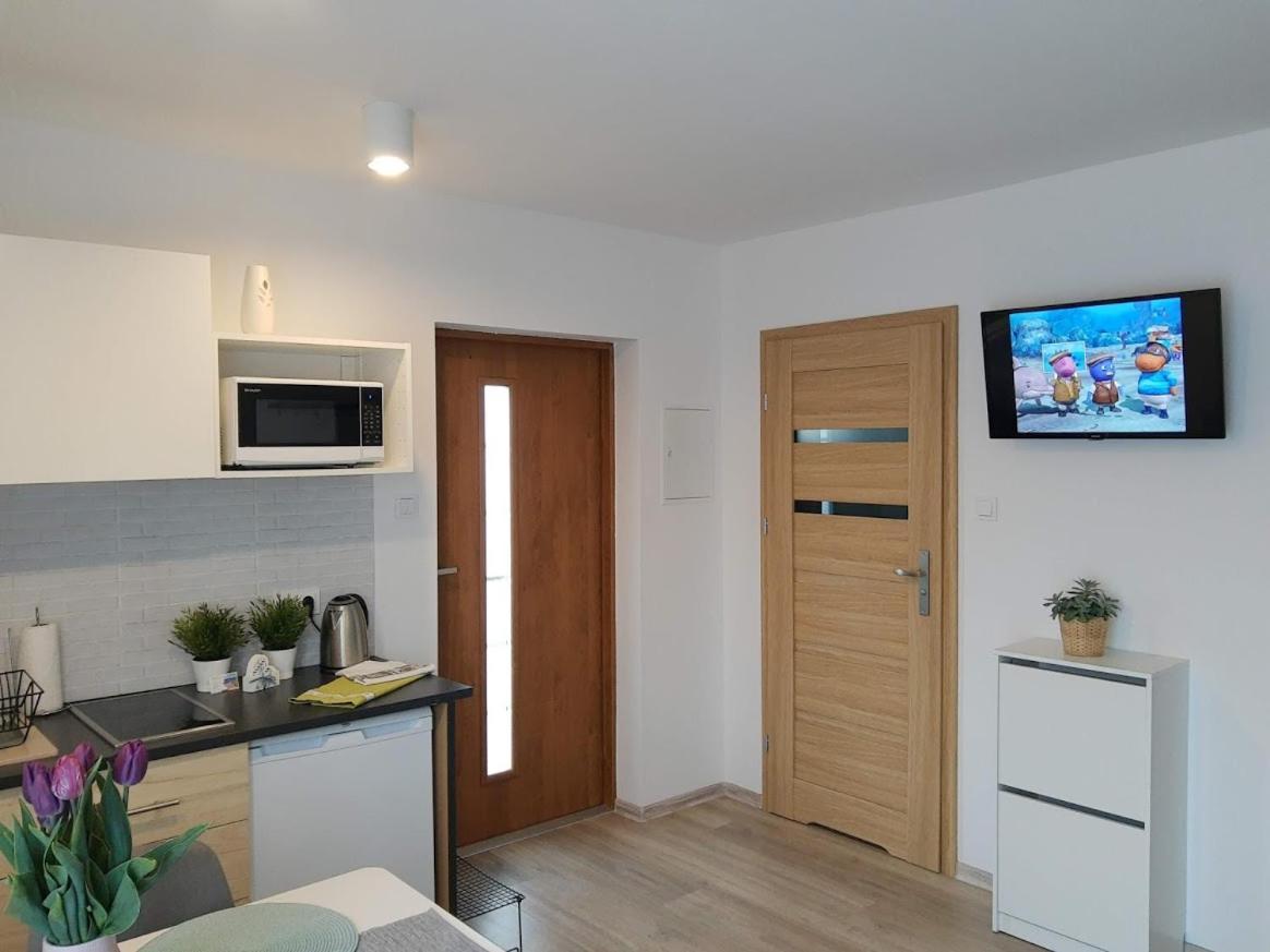 Blekit Apartamenty Przy Jastrzebiej Mieroszyno المظهر الخارجي الصورة
